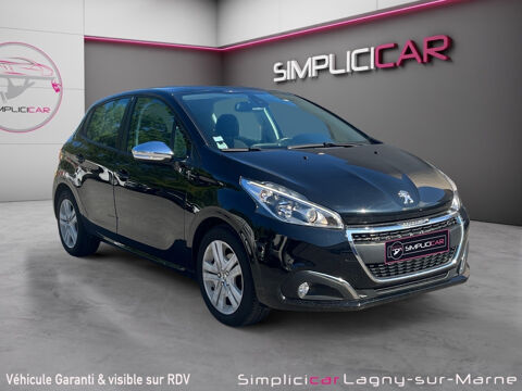 Peugeot 208 PureTech 82ch S&S BVM5 Signature