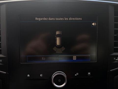 Megane IV M&eacute;gane IV Berline dCi 110 Energy Life 2017 occasion 77400 Lagny-sur-Marne