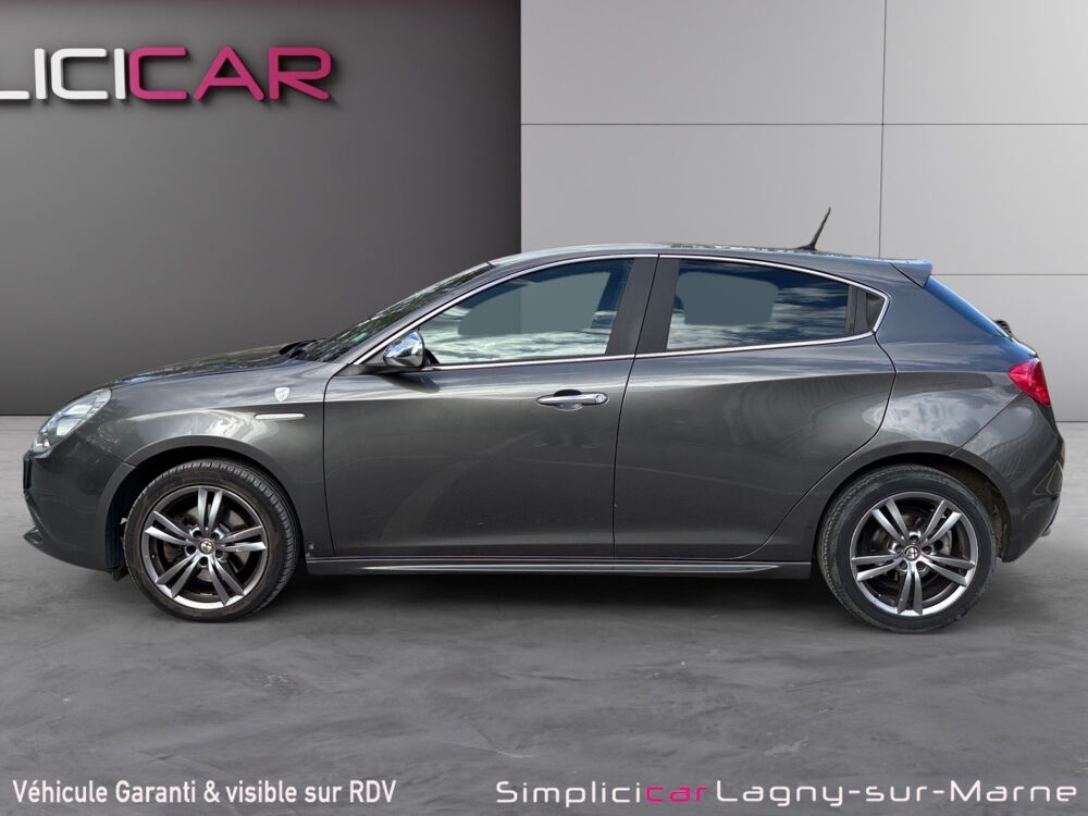 Giulietta 2.0 JTDm 175 ch S&S Trofeo TCT 2015 occasion 77400 Lagny-sur-Marne