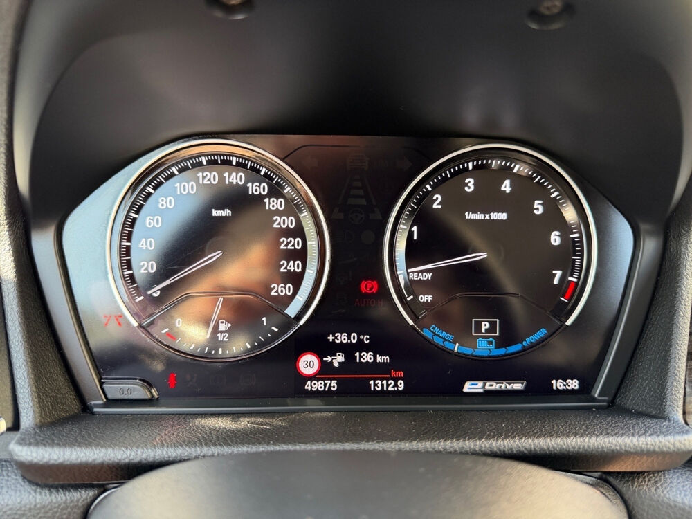 Serie 2 Active Tourer 225xe iPerformance 224 ch BVA6 Luxury 2018 occasion 77400 Lagny-sur-Marne
