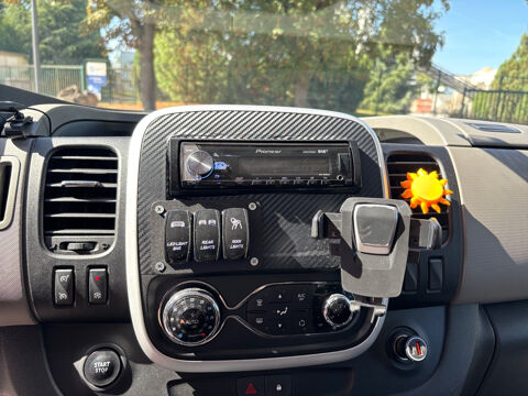 Trafic TRAFIC CA L1H1 1000 KG DCI 140 ENERGY GRAND CONFORT 2016 occasion 77400 Lagny-sur-Marne