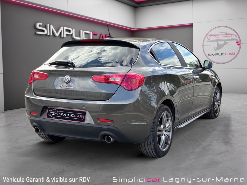 Giulietta 2.0 JTDm 175 ch S&S Trofeo TCT 2015 occasion 77400 Lagny-sur-Marne