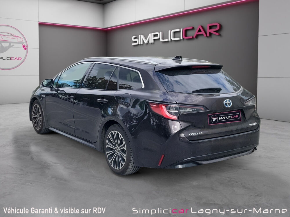 Corolla Touring Sports Pro Hybride 180h Dynamic Business 2019 occasion 77400 Lagny-sur-Marne
