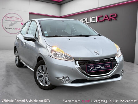 Peugeot 208 1.2 PureTech 82ch BVM5 Allure 2015 occasion Lagny-sur-Marne 77400