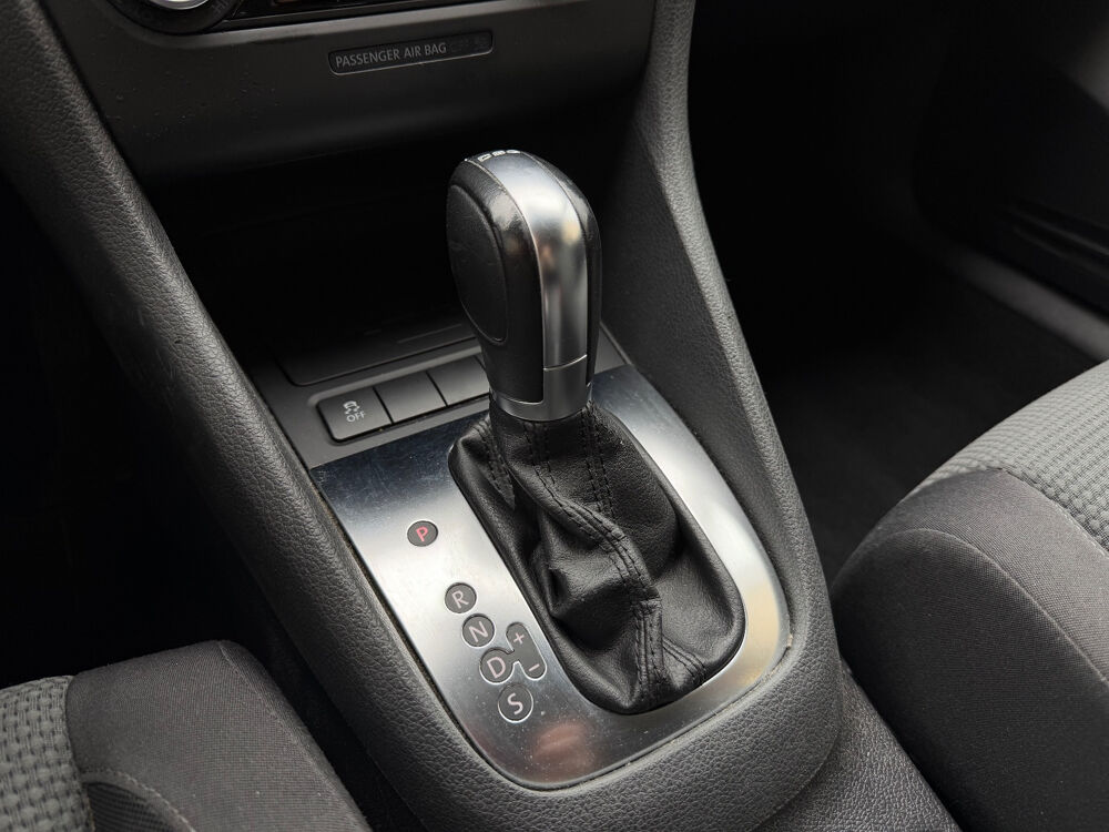 Golf 1.6 TDI 105 BlueMotion Technology FAP Confortline DSG7 2013 occasion 77400 Lagny-sur-Marne