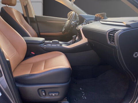 NX 300h 4WD Executive 2019 occasion 77400 Lagny-sur-Marne