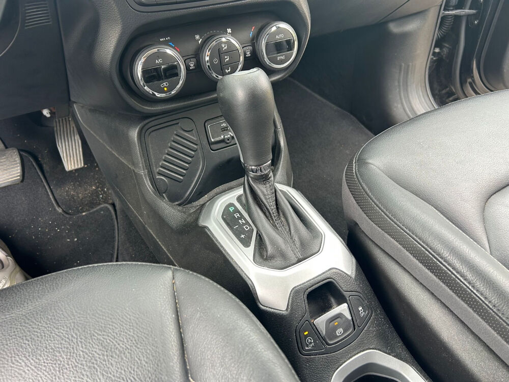 Divers Renegade 1.4 I MultiAir S&S 140 ch Limited A 2016 occasion 77400 Lagny-sur-Marne