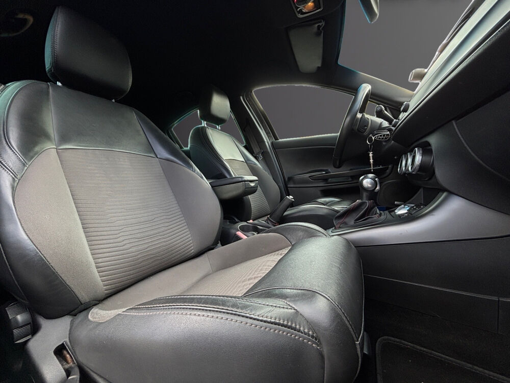 Giulietta 2.0 JTDm 175 ch S&S Trofeo TCT 2015 occasion 77400 Lagny-sur-Marne