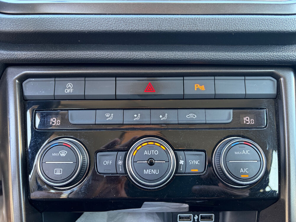 T-ROC T-Roc 1.0 TSI 115 Start/Stop BVM6 Lounge 2018 occasion 77400 Lagny-sur-Marne