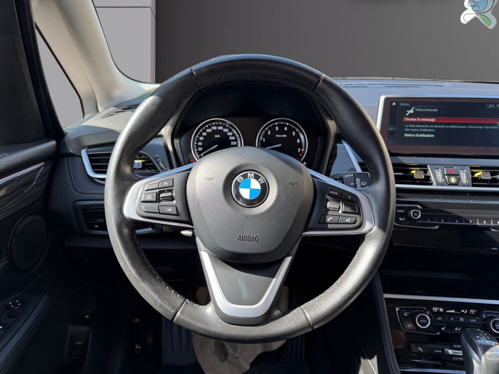 Serie 2 Active Tourer 225xe iPerformance 224 ch BVA6 Luxury 2018 occasion 77400 Lagny-sur-Marne