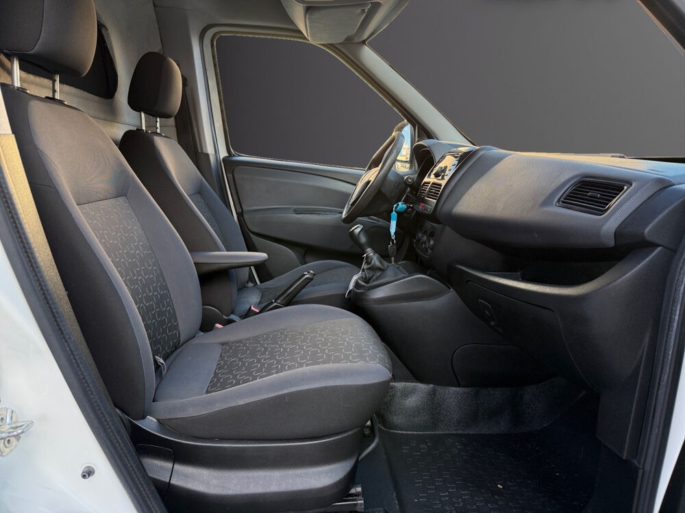 Doblo 1.3 Multijet 16v 90 ch S/S DPF FR 2011 occasion 77400 Lagny-sur-Marne