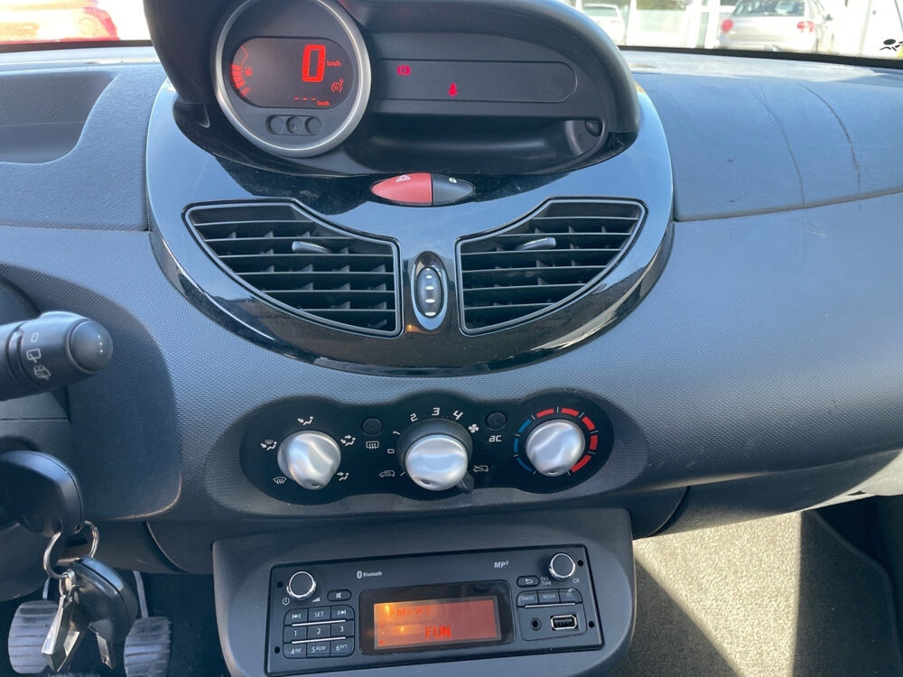Twingo II 1.2 LEV 16v 75 eco2 Purple 2013 occasion 87000 Limoges