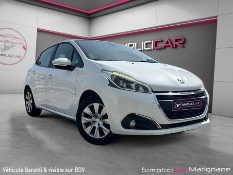 Peugeot 208 1.2l 82ch BVM5 Style / DISTRIBUTION NEUV