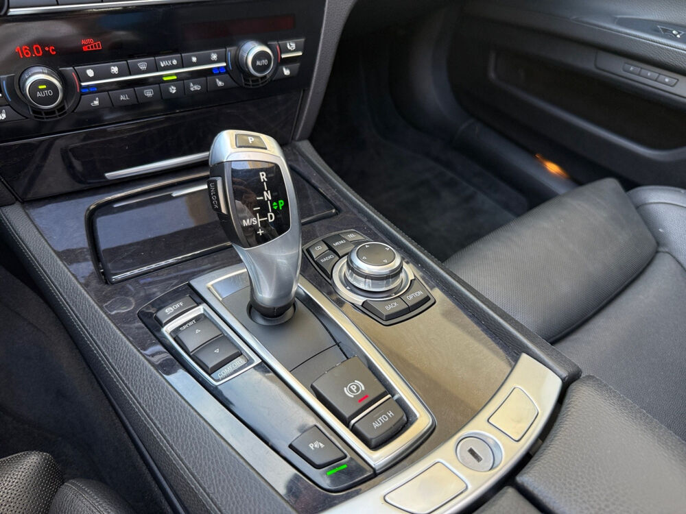 S&eacute;rie 7 750i V8 Bi-Turbo F04 LIMOUSINE Wald Black Bison 2010 occasion 13127 Vitrolles