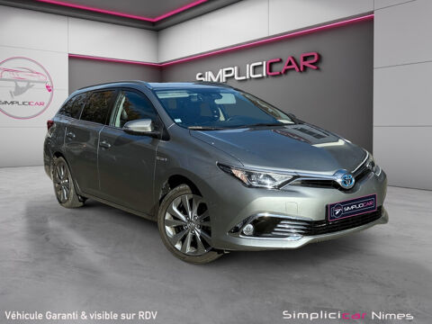 Toyota Auris Hybride 136h Dynamic Business 2015 occasion N&icirc;mes 30900