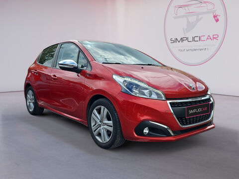 Peugeot 208 + Signature 82ch BVM5 - CarPlay - Radar 