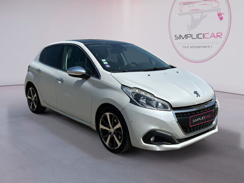 Peugeot 208 Féline 110 CH EAT6 CAMERA DE RECU