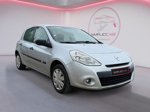 Renault clio iii dCi 75CH eco2 Authentique Euro 5___