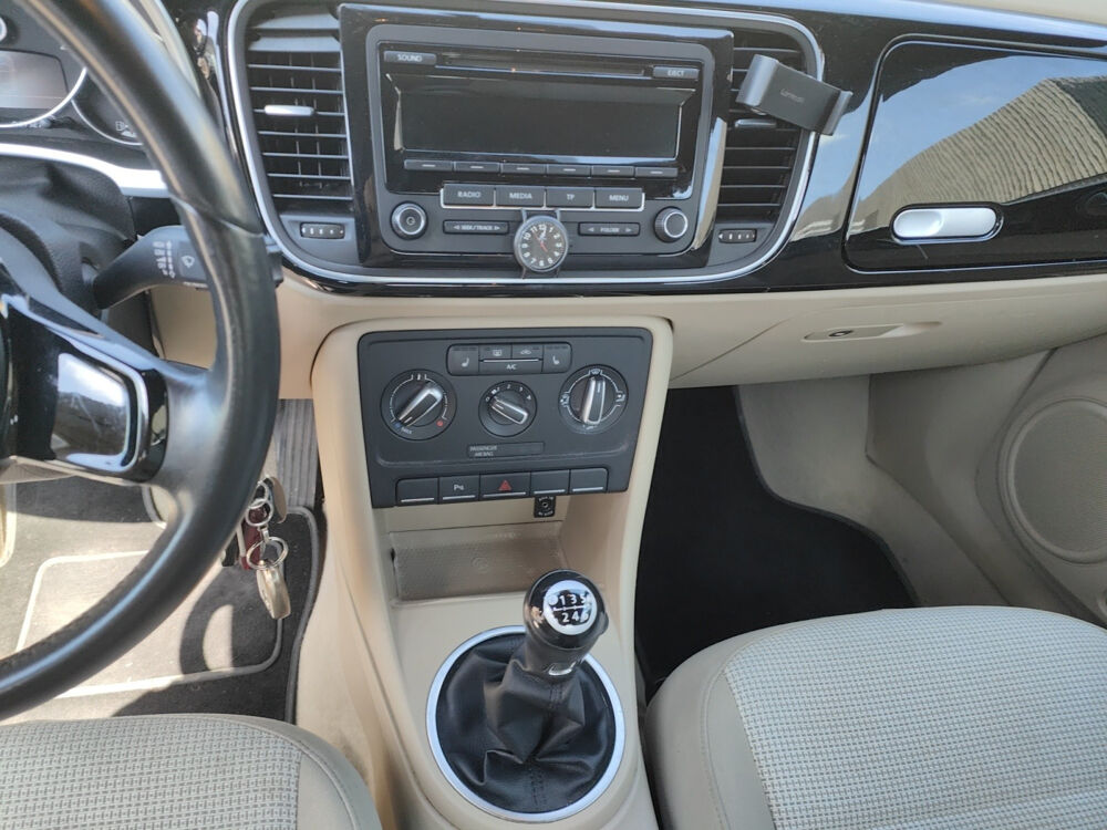 Divers Coccinelle Cabriolet 1.4 TSI 160 2014 occasion 59110 La Madeleine