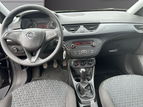 Corsa 1.2 70 ch Essentia 2016 occasion 59110 La Madeleine