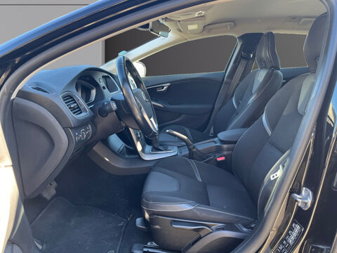 V40 Business D2 120 Momentum Business Geartronic A 2015 occasion 59110 La Madeleine