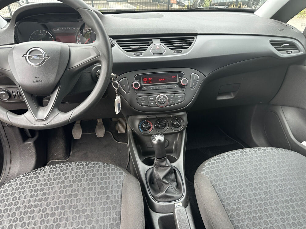 Corsa 1.2 70 ch Essentia 2016 occasion 59110 La Madeleine
