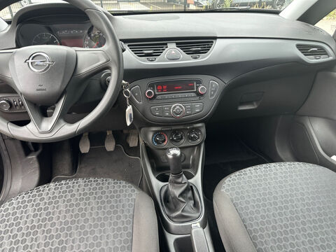 Corsa 1.2 70 ch Essentia 2016 occasion 59110 La Madeleine