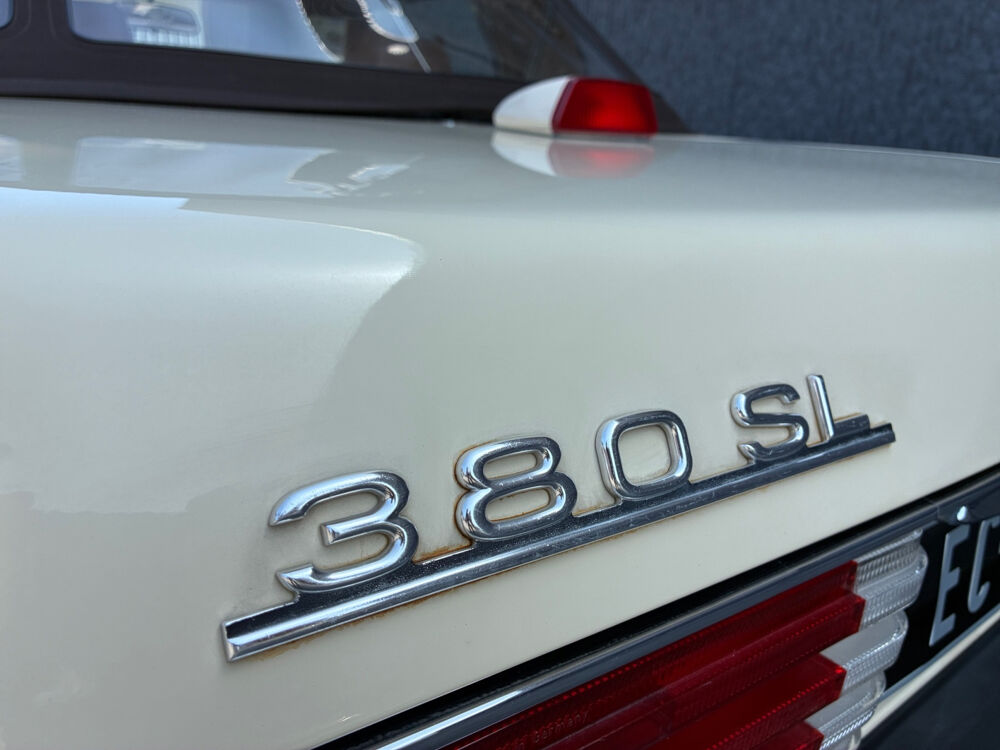 Divers v8 1985 occasion 59110 La Madeleine