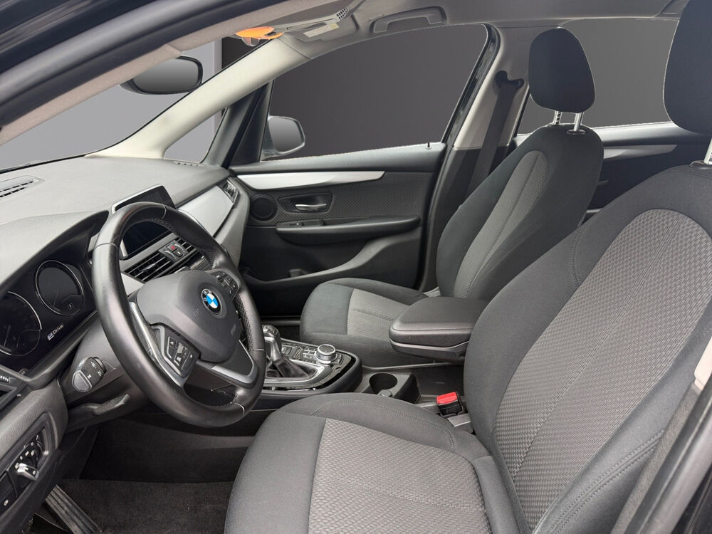 Serie 2 Active Tourer 225xe iPerformance 224 ch BVA6 Business Design 2018 occasion 59110 La Madeleine