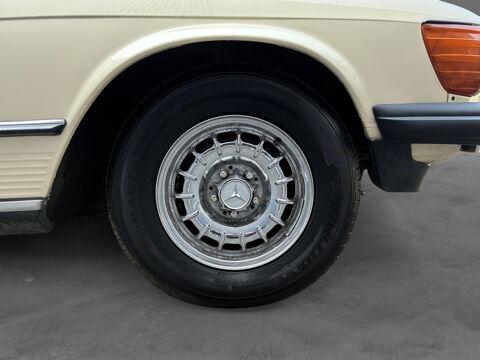 SL v8 1985 occasion 59110 La Madeleine