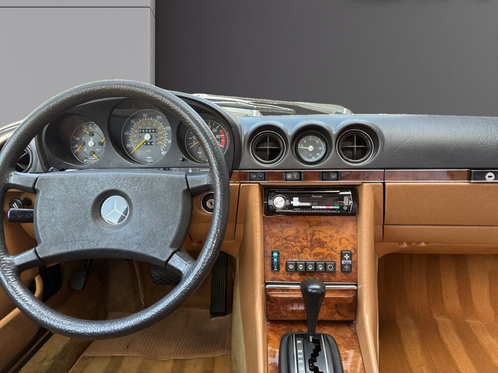 SL v8 1985 occasion 59110 La Madeleine