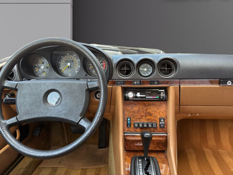 SL v8 1985 occasion 59110 La Madeleine