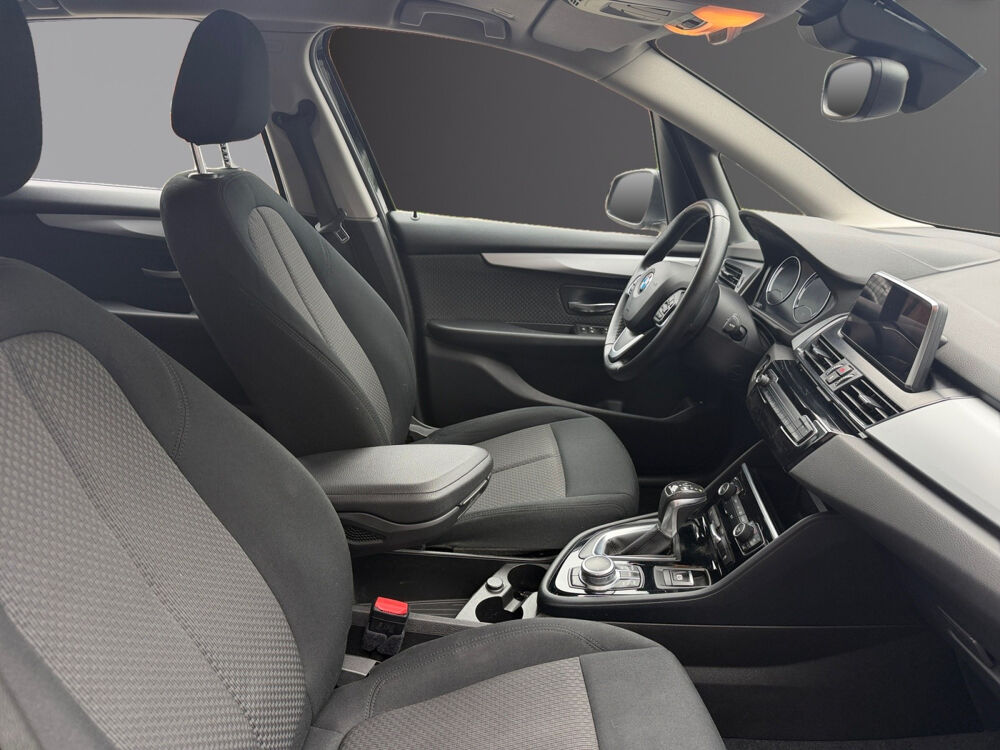Serie 2 Active Tourer 225xe iPerformance 224 ch BVA6 Business Design 2018 occasion 59110 La Madeleine