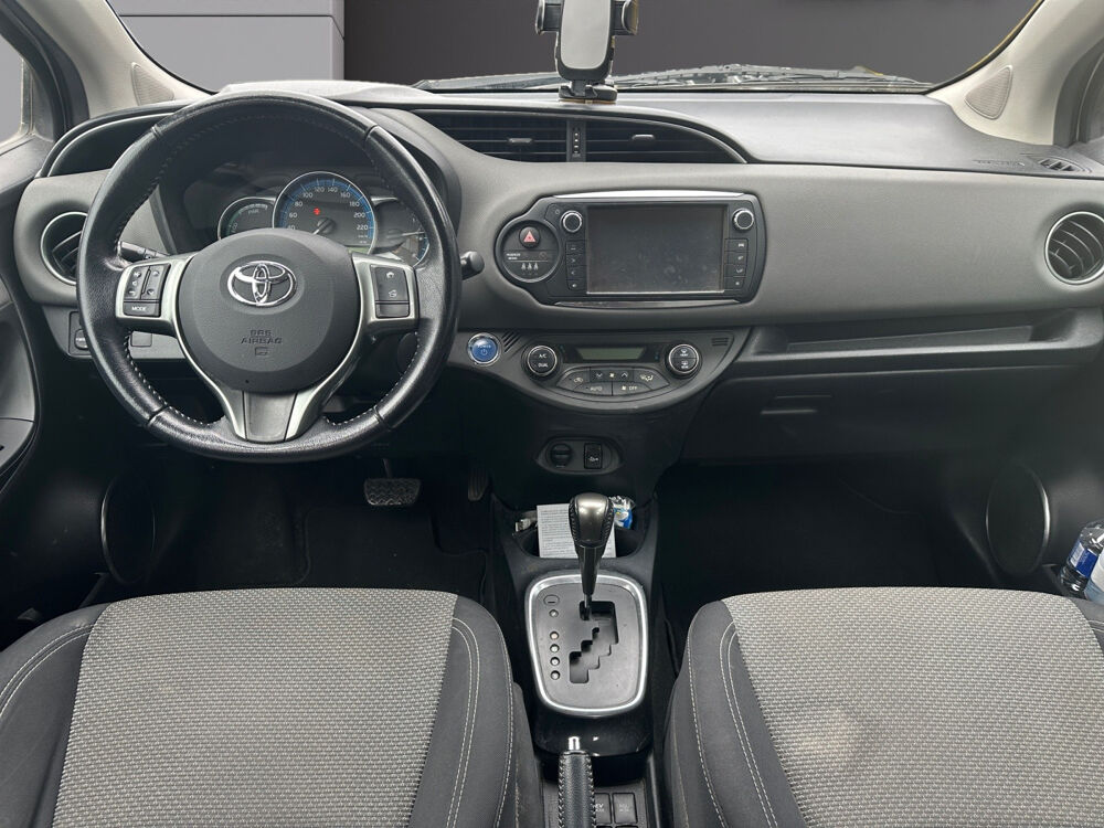 Yaris Hybride 100h France 2015 occasion 59110 La Madeleine