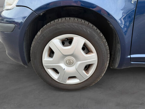 Yaris 65 VVT-i Les Bleus 2004 occasion 59110 La Madeleine