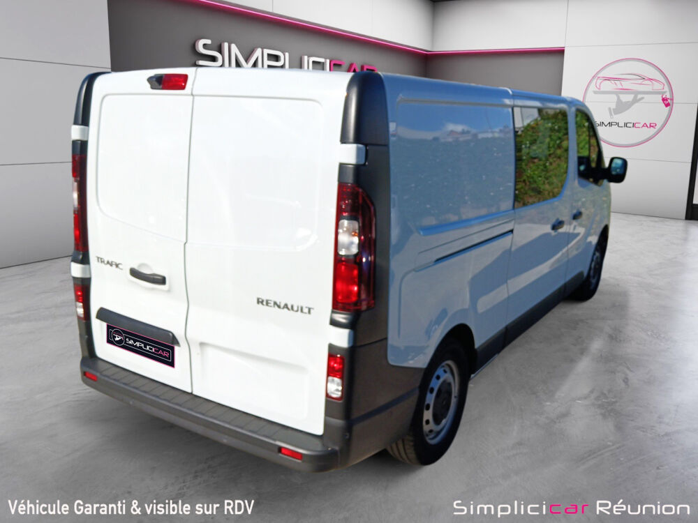 Trafic TRAFIC CA L2H1 3000 KG BLUE DCI 150 EDC GRAND CONFORT 2024 occasion 97410 Saint-Pierre