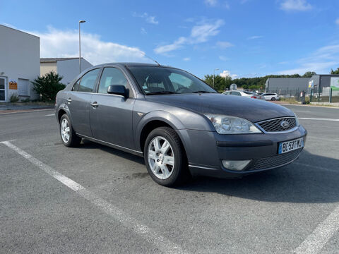 Ford mondeo 1.8i - 125 Ghia Moteur à Chaine v