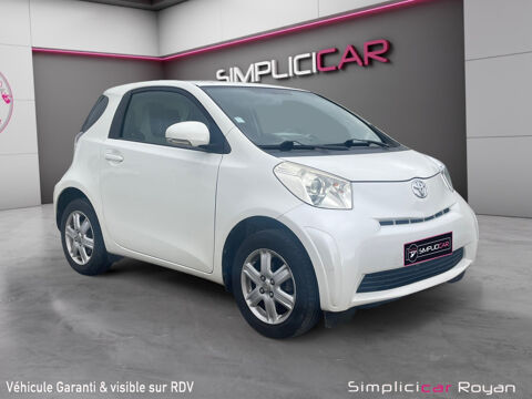 Toyota IQ iQ 68 VVT-i 2011 occasion SAINT SULPICE DE ROYAN 17200