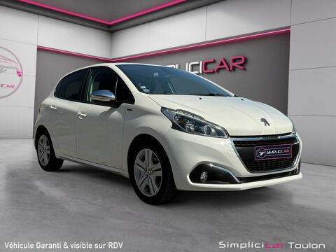 Peugeot 208 PureTech 82ch S&S BVM5 Signature gar