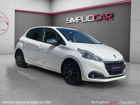 Peugeot 208 PureTech 82ch S&S BVM5 Signature 2019 occasion La Farlède 83210