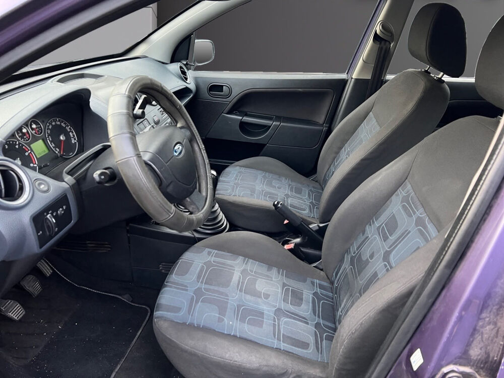 Fiesta 1.4 TDCi 68 Ambiente 2008 occasion 83190 Ollioules