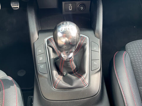 Focus 1.0 EcoBoost 125 S&S ST Line 2018 occasion 83190 Ollioules