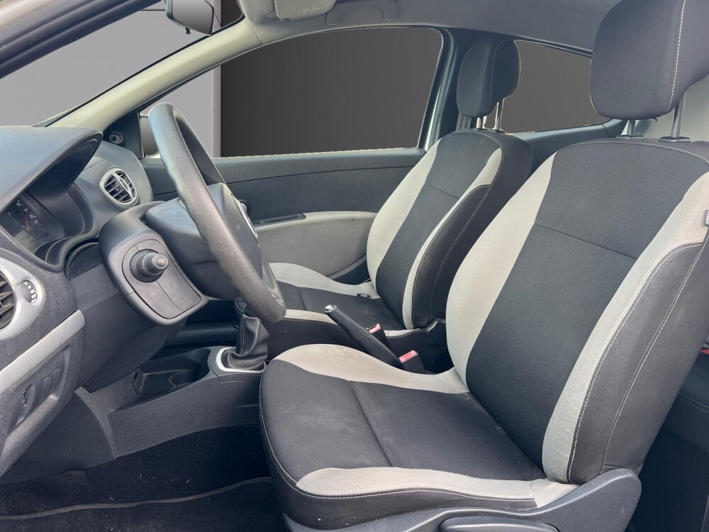 Clio III 1.2 16V 75 Aliz&eacute; 2012 occasion 83190 Ollioules