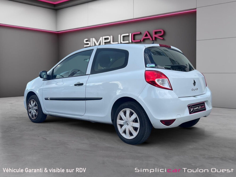 Clio III 1.2 16V 75 Aliz&eacute; 2012 occasion 83190 Ollioules