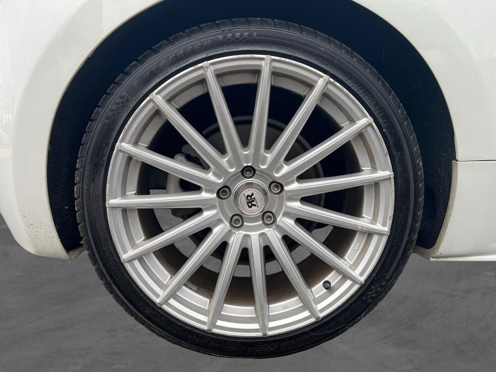RCZ 2.0 HDi FAP 160ch Magnetic 2013 occasion 83190 Ollioules