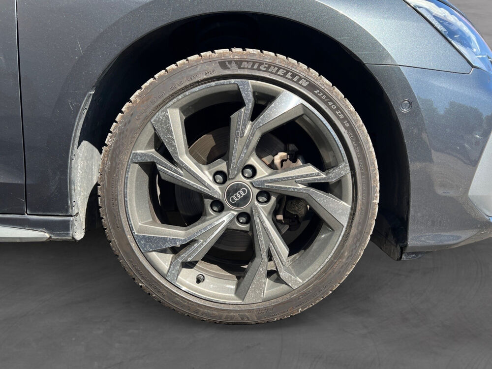 A3 Sportback 40 TFSIe 204 S tronic 6 S Line 2021 occasion 83190 Ollioules
