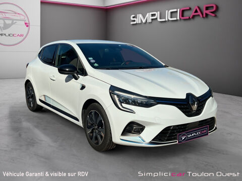 Renault Clio V Clio E-Tech 140 Premi&egrave;re Edition 2020 occasion Ollioules 83190