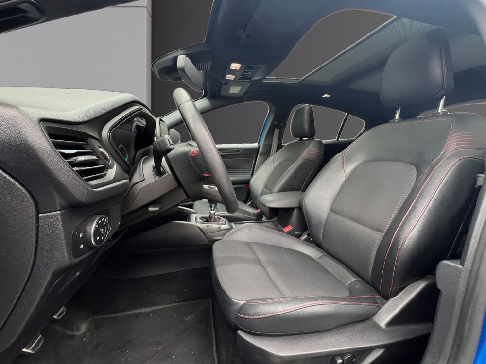 Focus 1.0 EcoBoost 125 S&S ST Line 2018 occasion 83190 Ollioules
