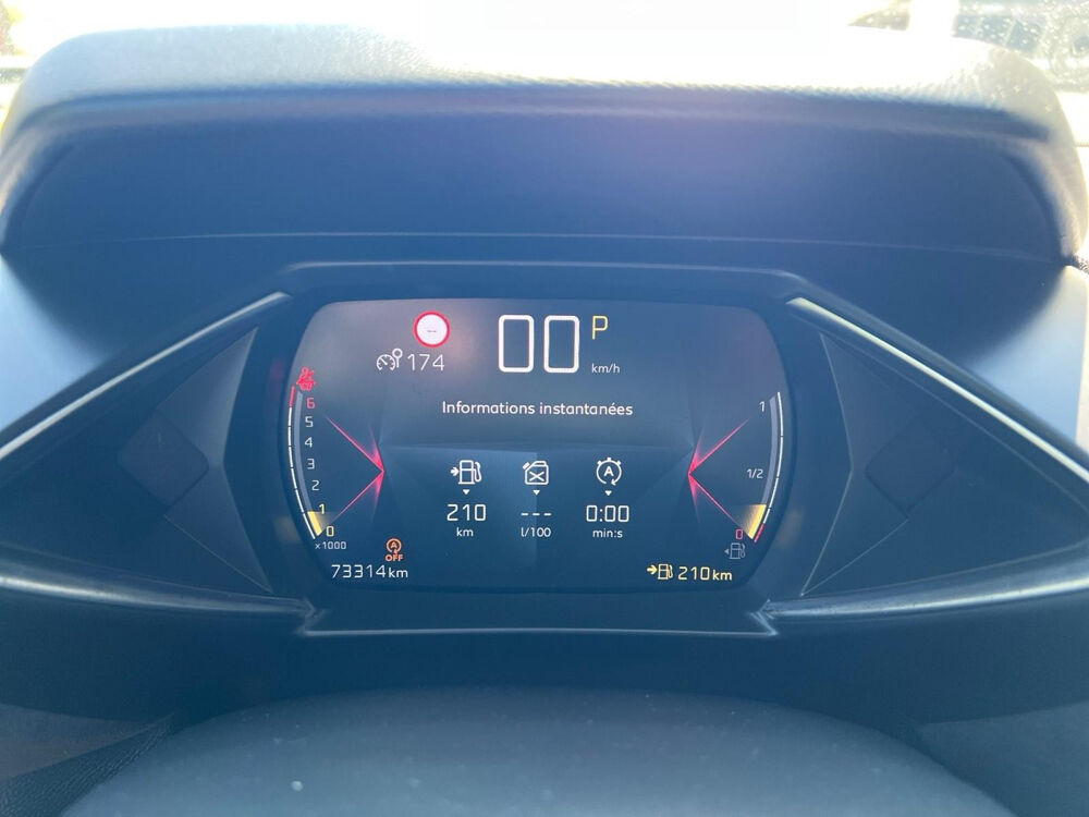 DS3 1.2l 130 ch Performance line + 2022 occasion 83190 Ollioules
