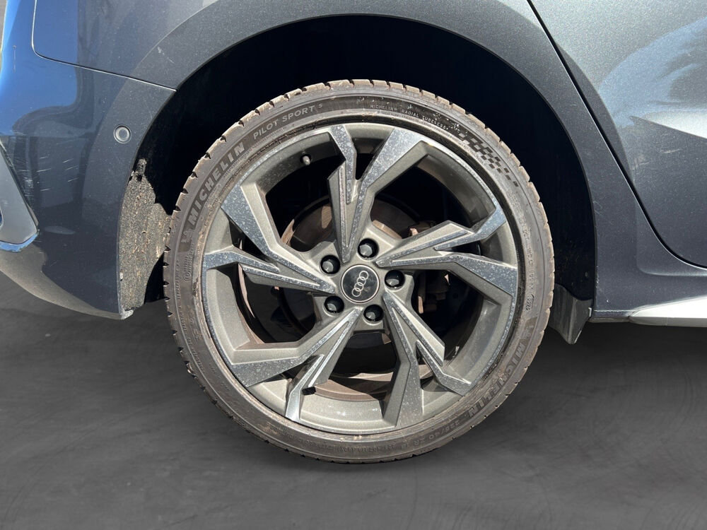 A3 Sportback 40 TFSIe 204 S tronic 6 S Line 2021 occasion 83190 Ollioules